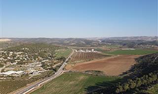 צפו בנופים המקסימים ובסיפור ההיסטורי של עמק האלה