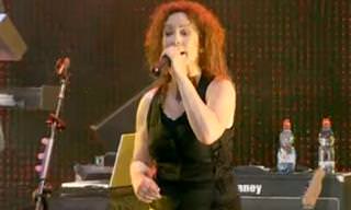 המיטב של יהודית רביץ מחכה לך באוסף השירים הנפלא הזה!